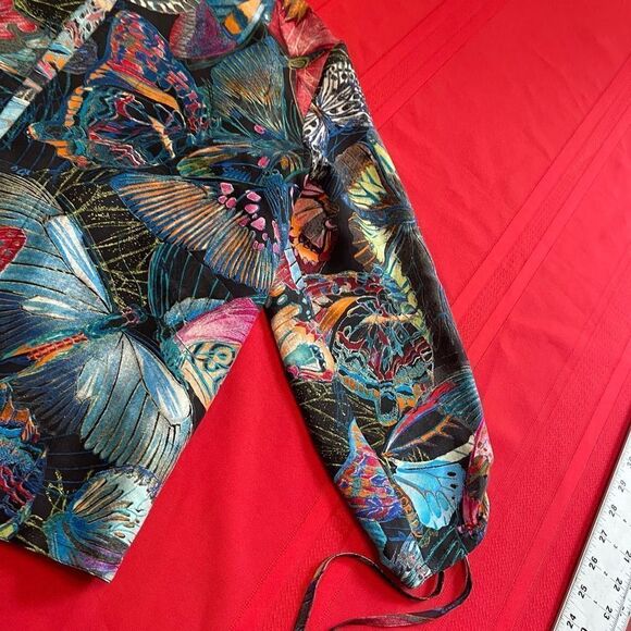 Chico's Bold Butterfly Print Open 3/4 Tie Sleeve 100% Silk Jacket Sz 0 US Small - Picture 7 of 13